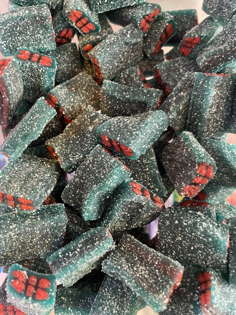 [DBL182] DB Blue Raspberry Sour Cubes